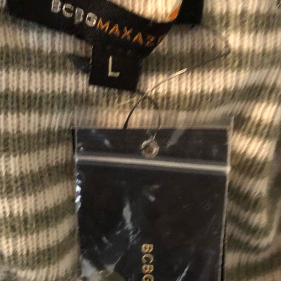 BCBGMaxAzria Angora wool blend sweater L NWT - Picture 5 of 8